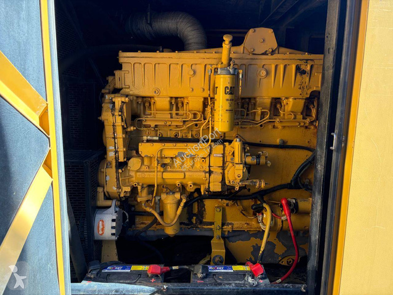 Stavebný stroj Caterpillar 300