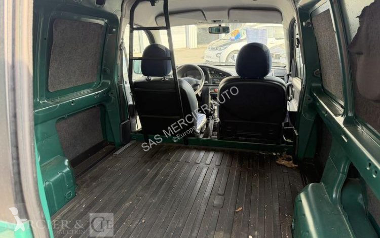 Stavebný stroj Peugeot