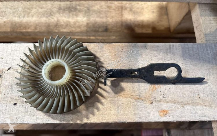 Будівельне обладнання Makita scie circulaire