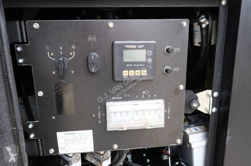 Material de obra Generac V20 4x320W lichtmast...