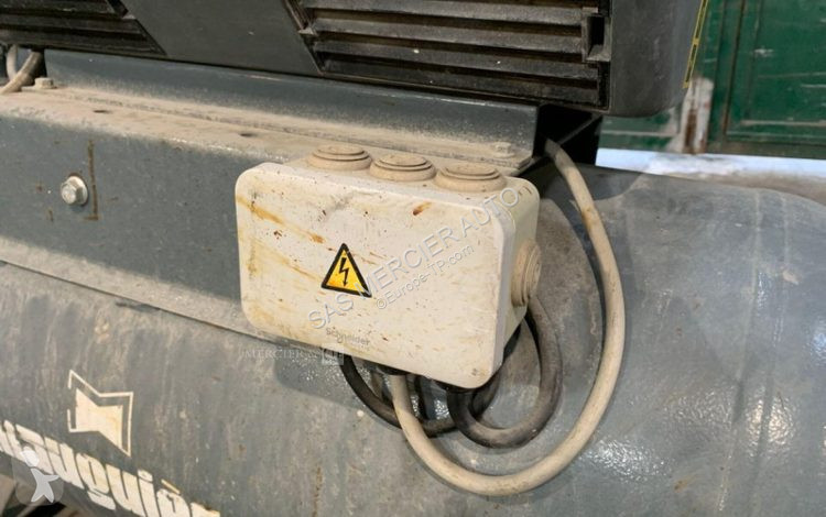 Matériel de chantier Mauguière compresseur d'air
