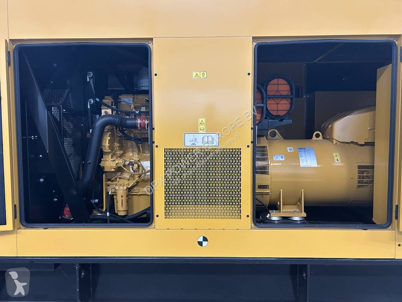 آلة لمواقع البناء Caterpillar DE850E0 - C18 -...