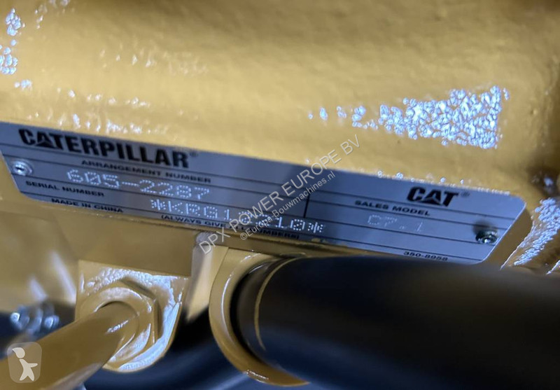 Material de obra Caterpillar DE220GC - 220 kVA...