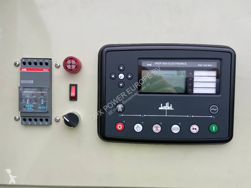 Matériel de chantier Doosan DP222LC - 825 kVA...