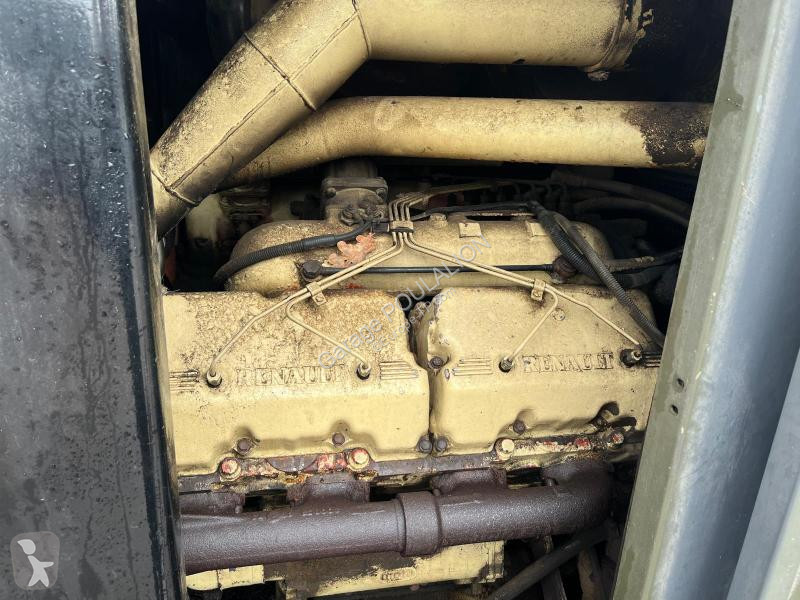 Entreprenørmaskiner Renault  V8 360 KVA...