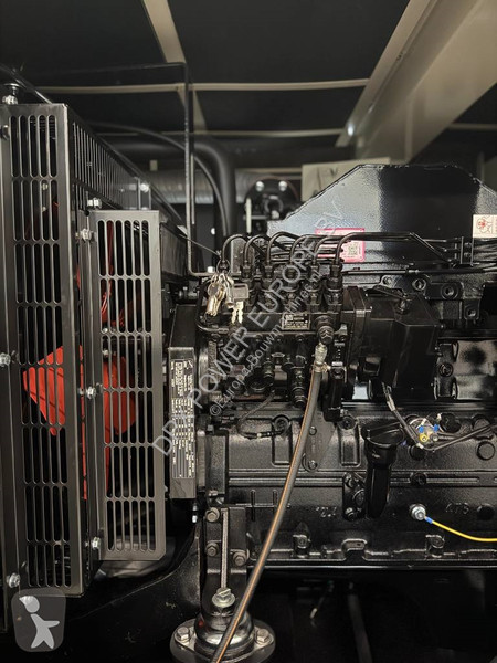 Stavebný stroj Cummins 6BTA5.9-G2 - 138 kVA...