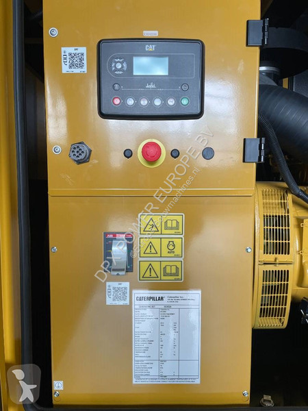 Stavebný stroj Caterpillar DE220E0 - 220 kVA...