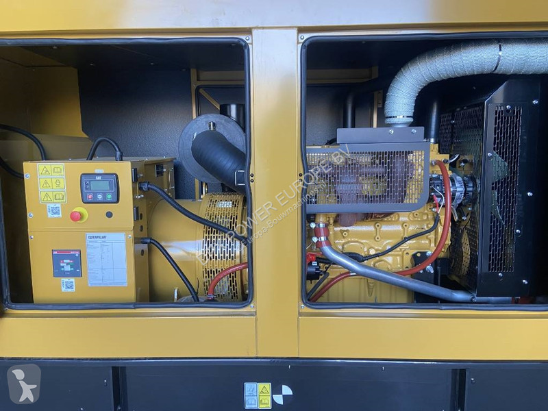 Stavebný stroj Caterpillar DE220GC - 220 kVA...