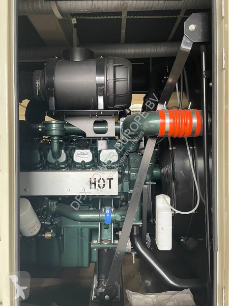 Stavebný stroj Hyundai DP180LB - 710 kVA...