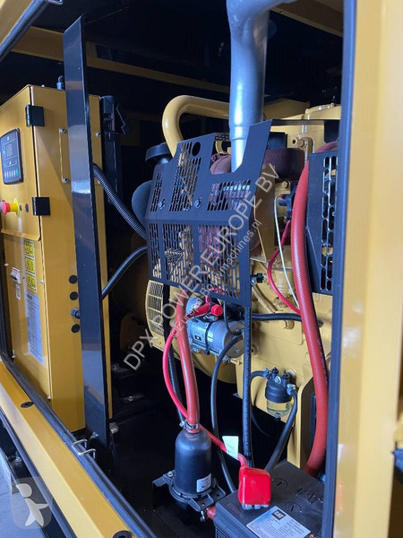 Stavebný stroj Caterpillar DE65E0 - 65 kVA...