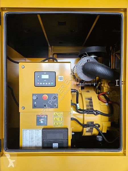 Stavebný stroj Caterpillar DE275E0 - C9 - 275...