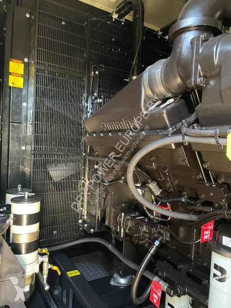 Stavebný stroj Cummins KTA38-G5 - 1100 kVA...
