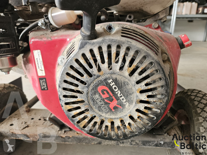 Stavebný stroj  WP220DCH