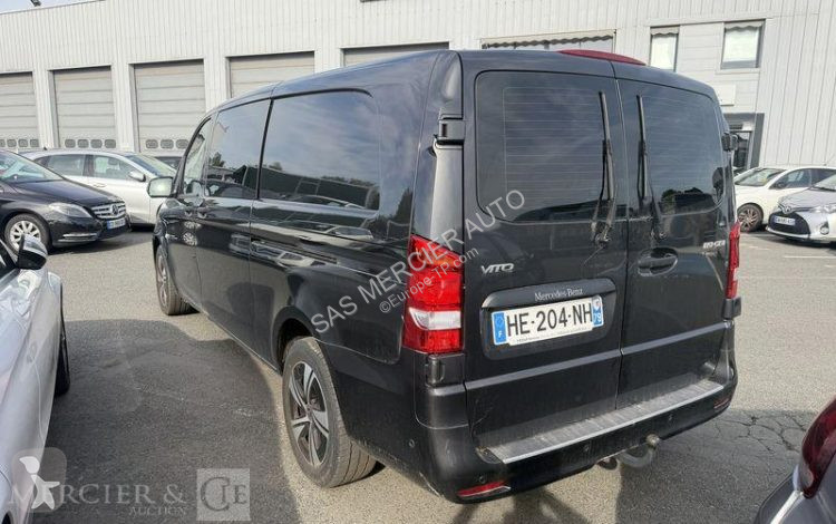 Stavebný stroj Mercedes