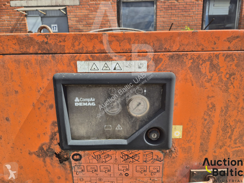 آلة لمواقع البناء Compair DEMAG SC30DS-2