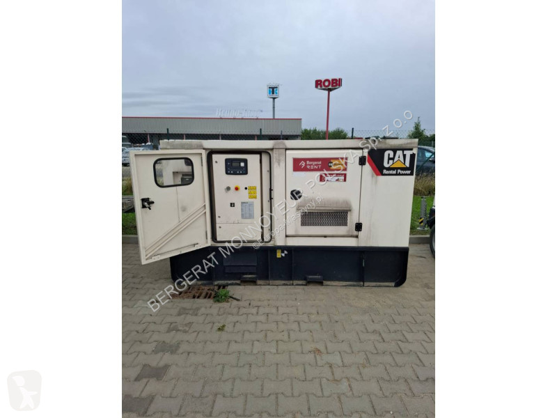 Vägbyggmaterial Caterpillar XQP100