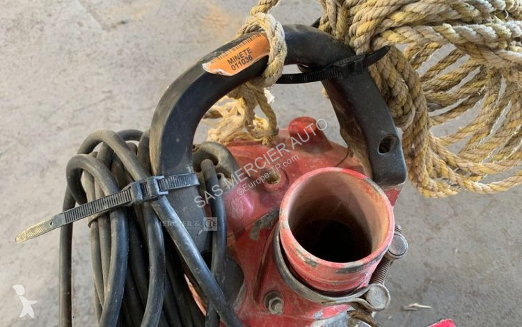 Matériel de chantier Grindex pompe immergee