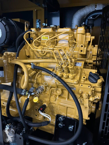 آلة لمواقع البناء Caterpillar DE13.5E3 - 13.5...