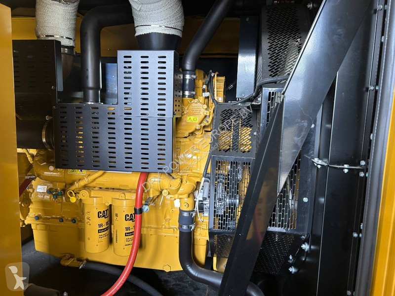 آلة لمواقع البناء Caterpillar DE850E0 - C18 -...