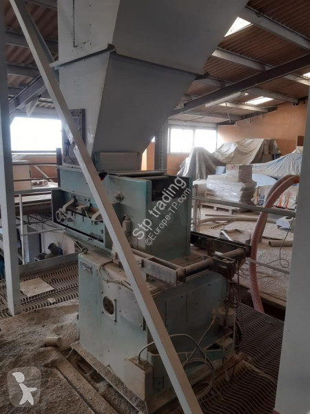 Vägbyggmaterial   ENSACHEUSE WEIGHER 400