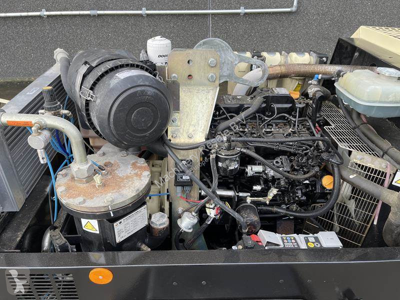 آلة لمواقع البناء Doosan 7 / 41 - N
