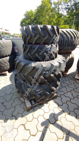 Repuestos BKT 2x 320/65R16 + 2x 420/70R24
