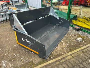 Fliegl Heck - und Hochkippschaufel Gigant 2200mm