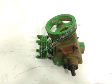 John Deere 1350