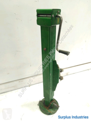 John Deere 854