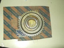 Peças tractor Ford refª 83960021