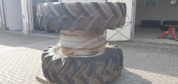 Taurus 20.8 R42 Pneumatici usato