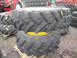 Pneus 420/70R28 PIRELLI ZWILLINGSRÄDER