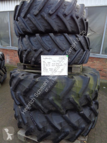 قطع غيار Trelleborg 20.8R42 Trellborg und 480/70R30 Kleber إطارات العجلات مستعمل