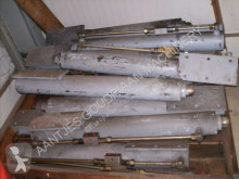 Traktordelar Vérin hydraulique 704 pour tracteur