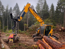 Track excavator HX145LCR