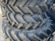 Pneus John Deere 2Stück 13.6R24 und 2Stück 420/85R34