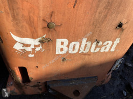 Części zamienne Bobcat Bobcat T2250 - - Zwolnica - Zwrotnica - Półoś - Skrzynia - Silnik używany