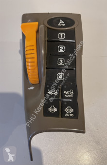 Pièces détachées John Deere JOHN DEERE RE 572110-panel sterowania/John Deere 7210R 7230R 8370R 8245R occasion