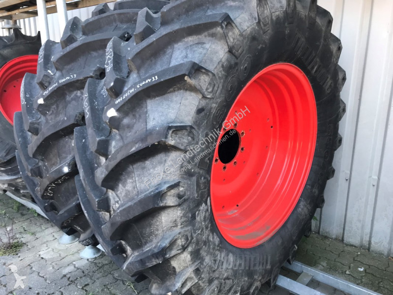 Repuestos Trelleborg 650/65 R38 TM 800 157 D