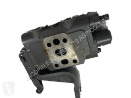 Massey Ferguson Distributeur hydraulique pour tracteur à roues 5400 neuf Pièces tracteur neuf