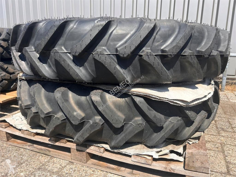 Landbrugsdele  cultuurwielen Fendt 300 serie...