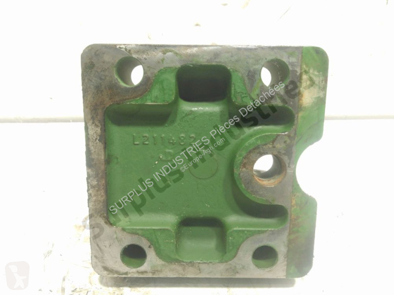 Mezőgazdasági alkatrészek John Deere 6195R