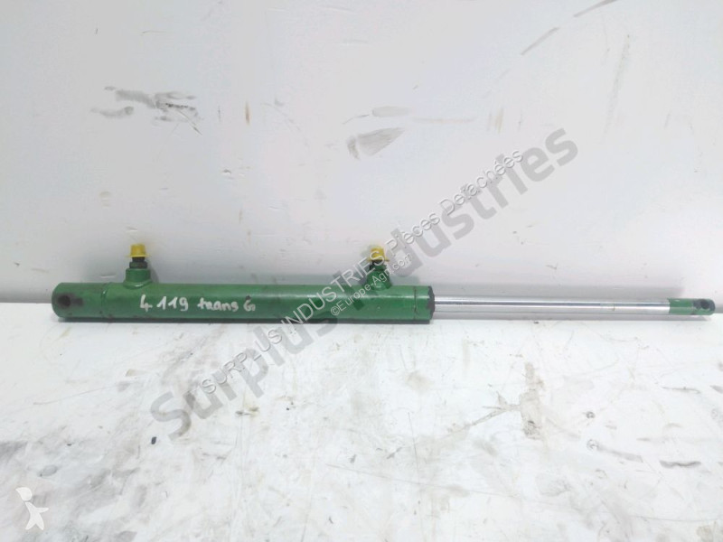 Díly pro zemědělství John Deere 1065