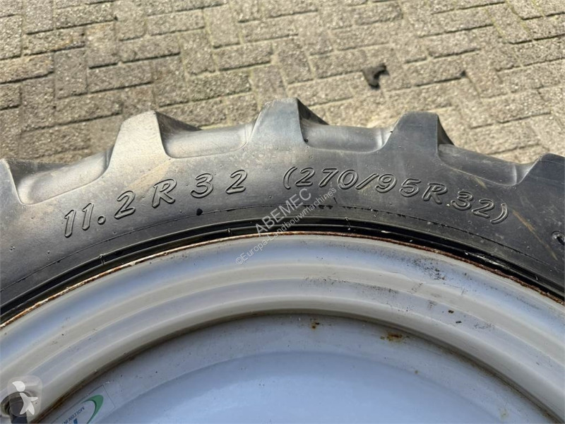Repuestos Alliance 270/95R48 + 270/95R32...