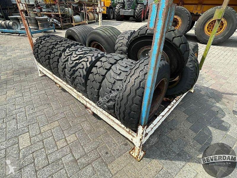 Losse onderdelen verschillende banden met velg