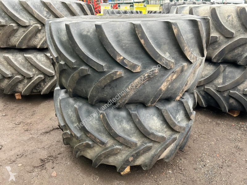 Reservedele   600/70R28 + 650/85R38 Kompletträder