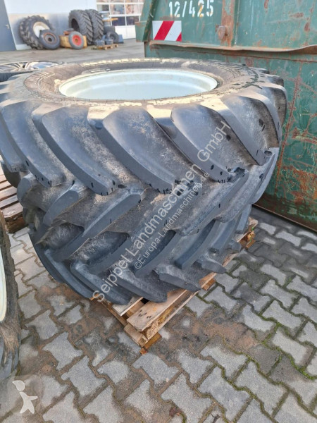Peças agrícolas Michelin  540/65R28 RAD STEYR...