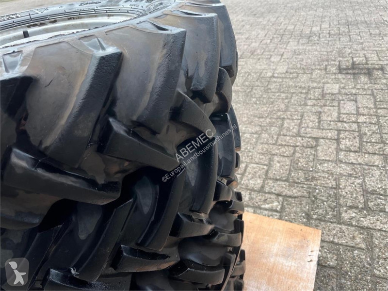 Onderdelen landbouw BKT 7.00-12 AS 4 stuks op velg
