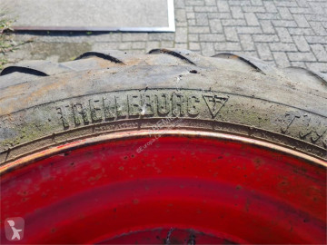Trelleborg 400/60/26,5 (2x wiel compleet + 1x band)