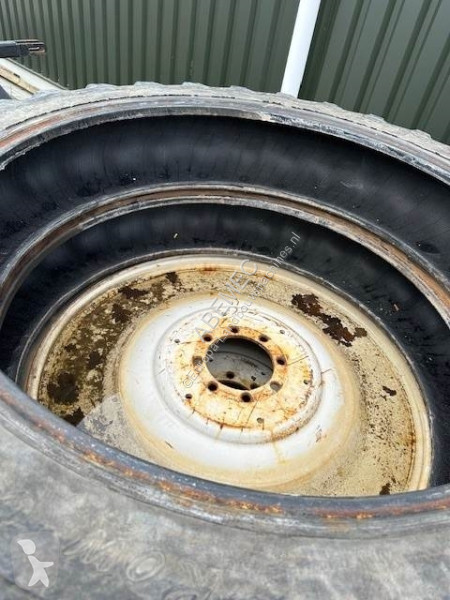 Ricambio  2x Alliance 13.6R48 banden compleet...